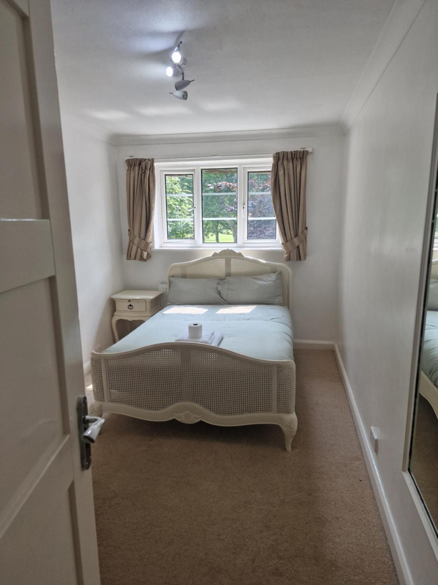D Elmdon Homestay Shared 4 Bedrooms Birmingham Exterior photo