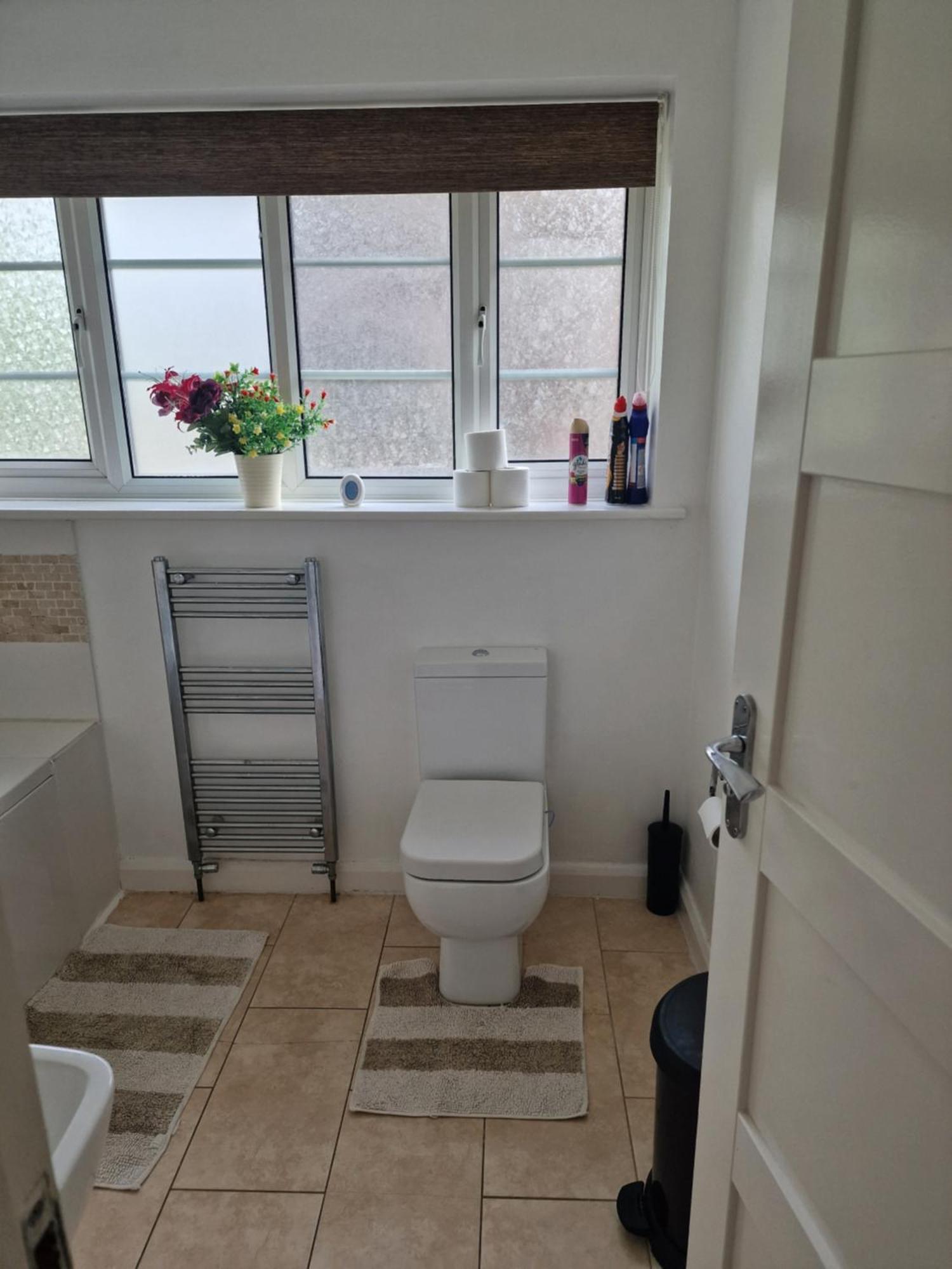 D Elmdon Homestay Shared 4 Bedrooms Birmingham Exterior photo